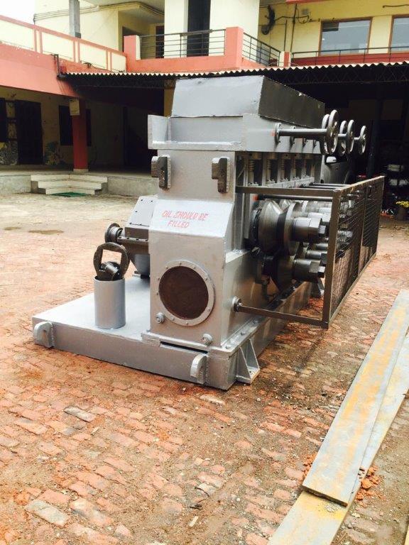 Section-Straightening-Machine